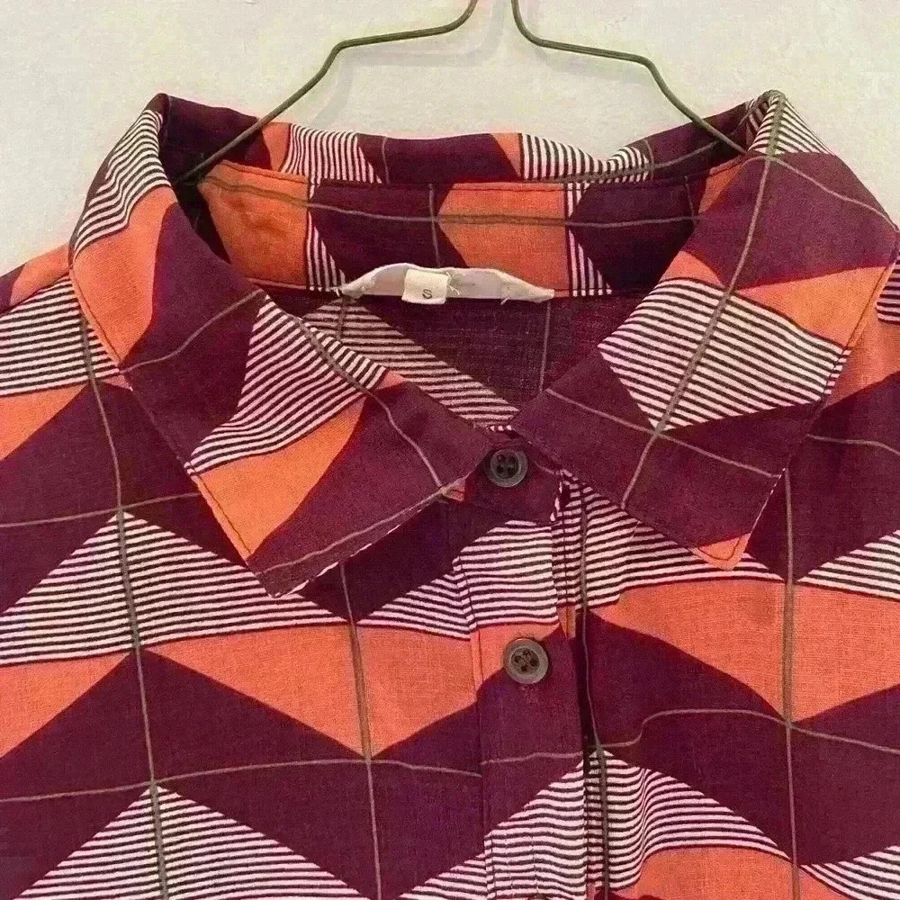 Entro Blouse Size Small Flowy Button Up Longer Blouse - Picture 5 of 10